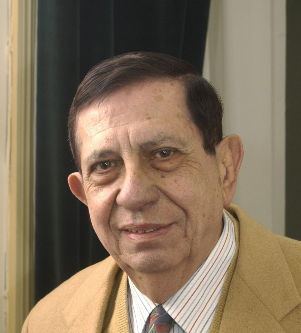 Rolando Costa Picazo