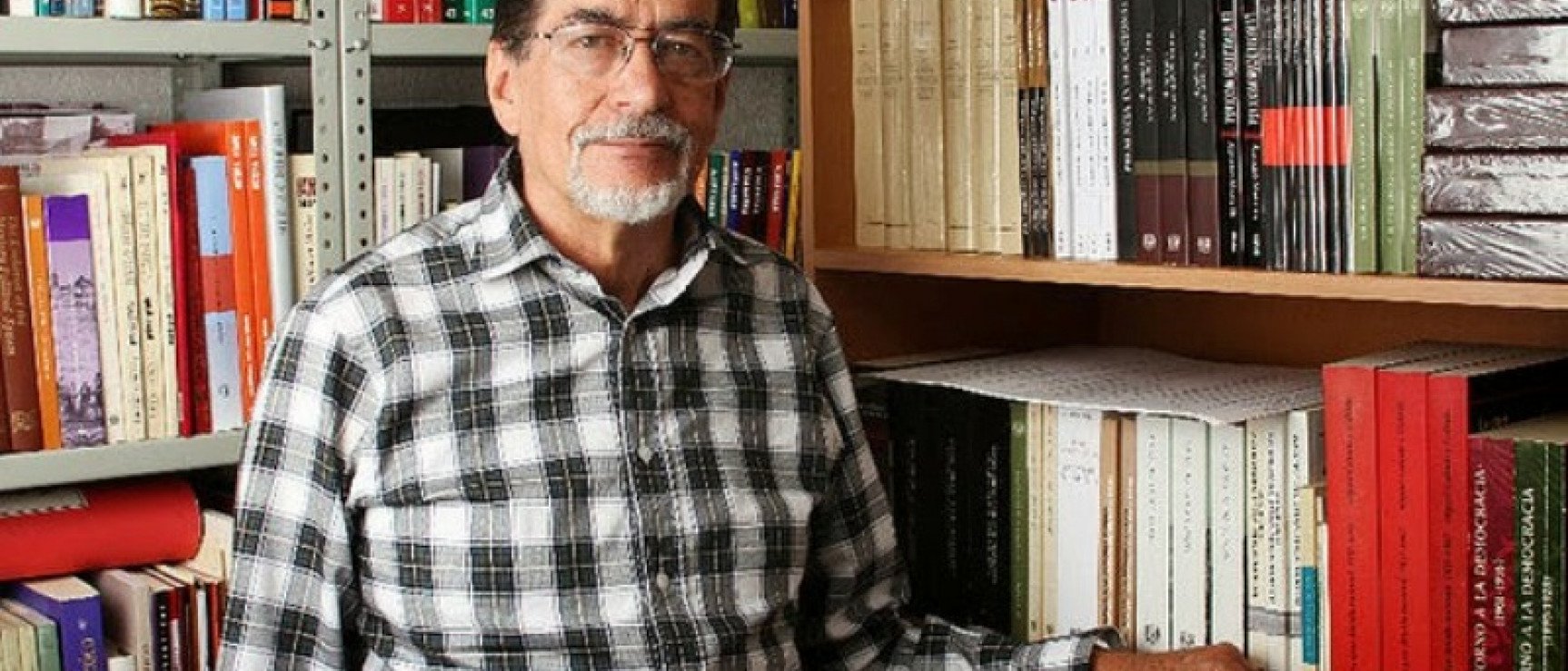 Álvaro Matute Aguirre, miembro de la Academia Mexicana de la Lengua.