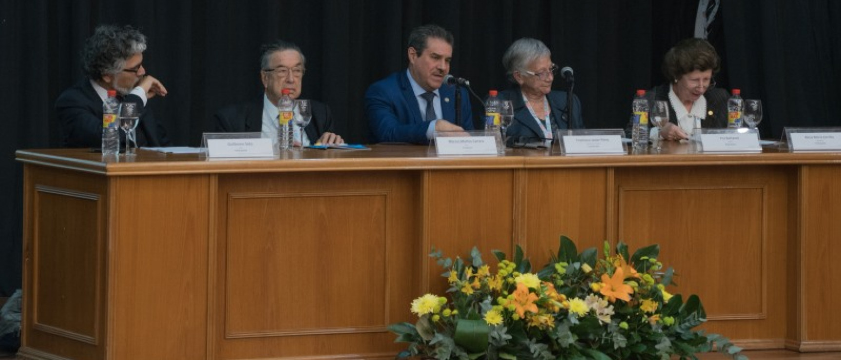 Los representantes de las academias de la lengua hablan del futuro.