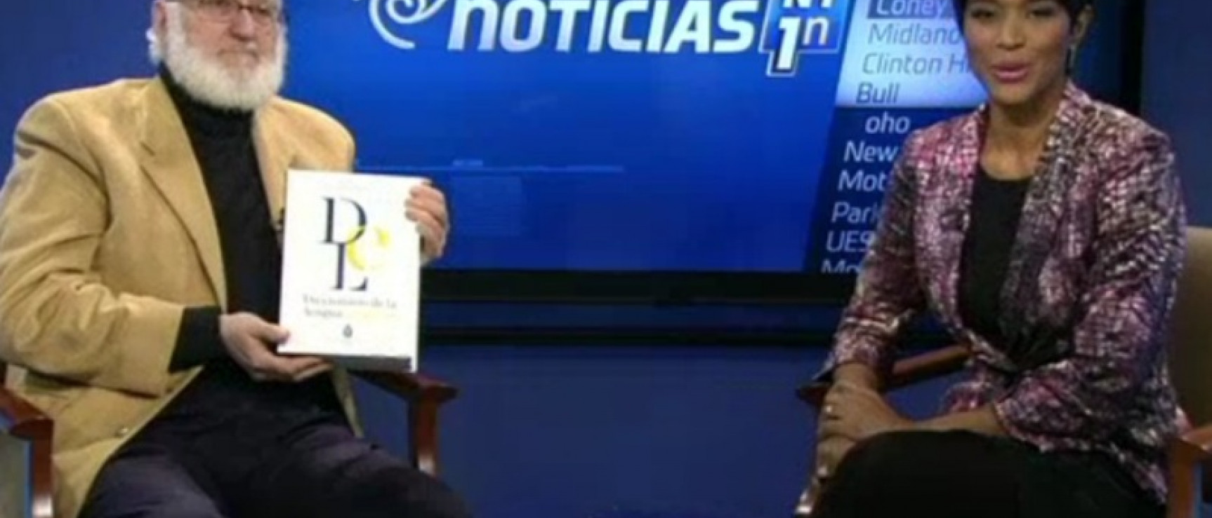 Gerardo Piña-Rosales presenta el nuevo «Diccionario» en New York 1 Noticias.