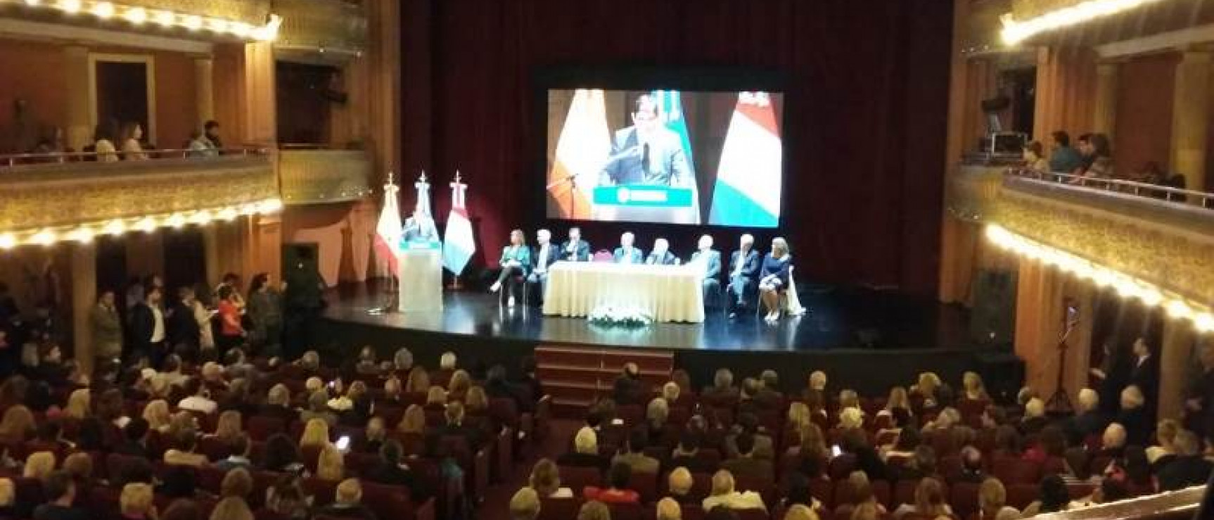 Presentación del VIII Congreso Internacional de la Lengua Española.