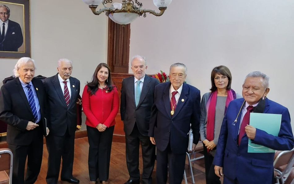 Santiago Muñoz Machado, nombrado miembro de honor de la Academia Peruana de la Lengua.